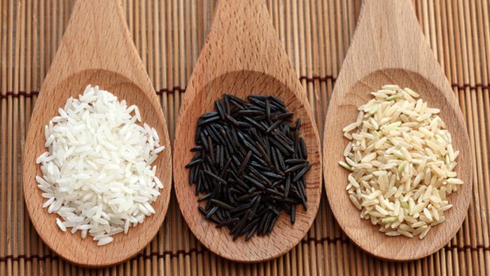 so sánh gạo lứt và gạo trắng