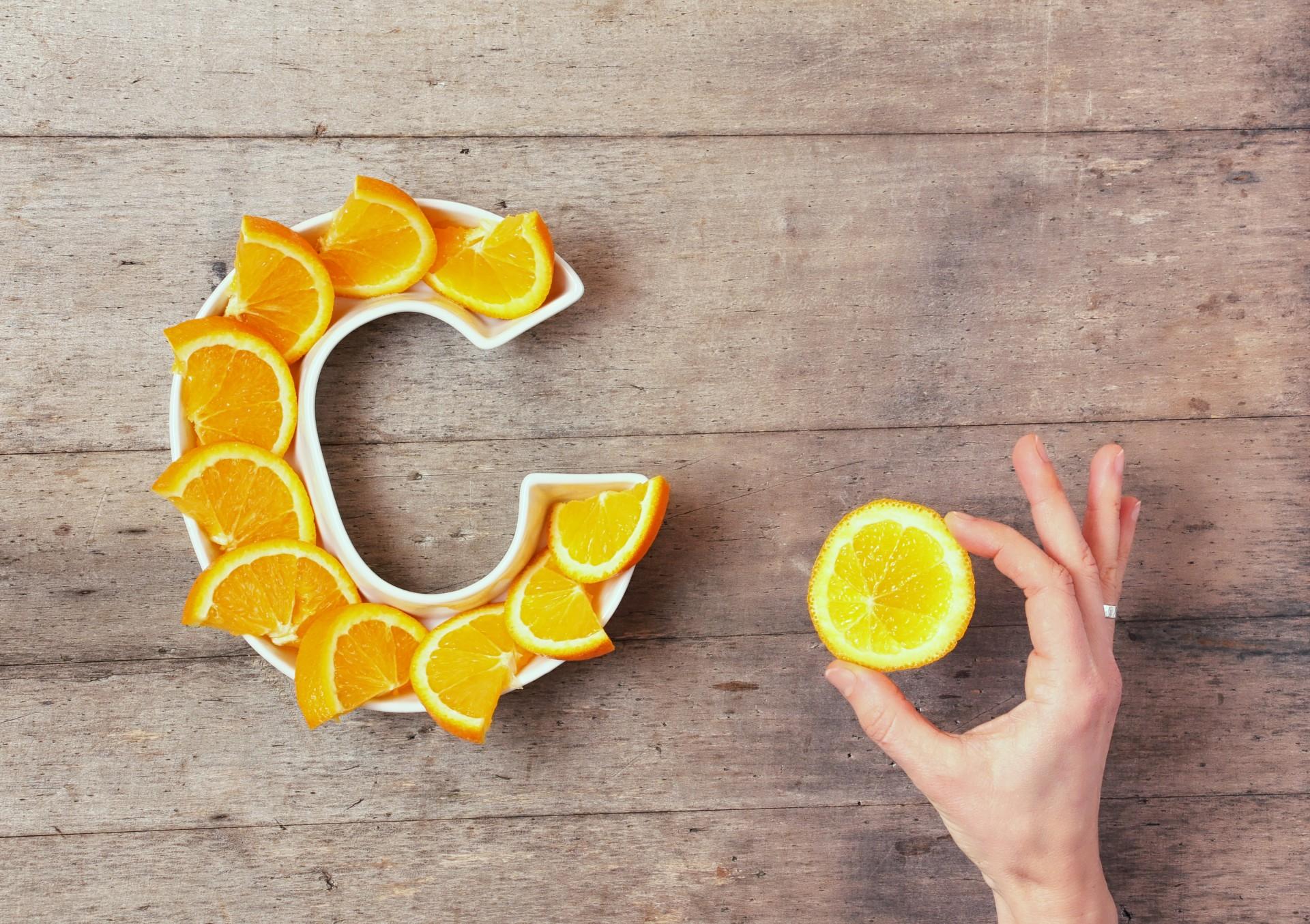 Có cần bổ sung thêm vitamin C khi mang thai không?