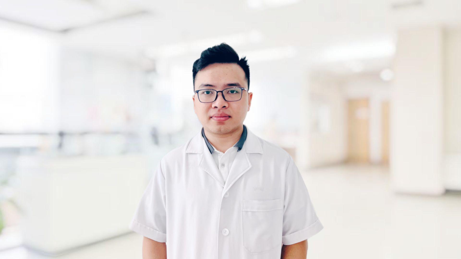 Bác sĩ Bùi Chí Đạt