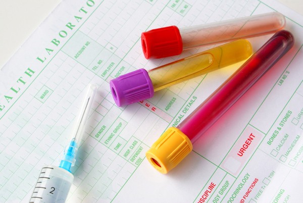 Tại sao cần xét nghiệm máu khi mang thai