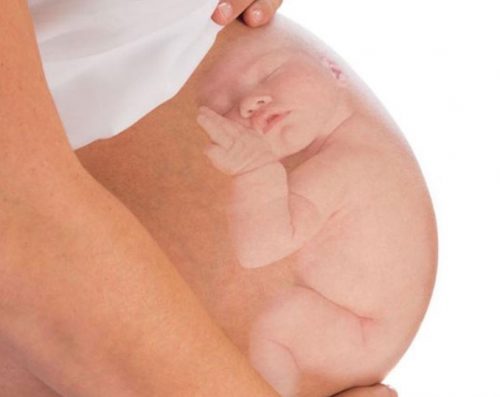 Nguy cơ nào cho cả mẹ và bé khi có ngôi thai ngược?