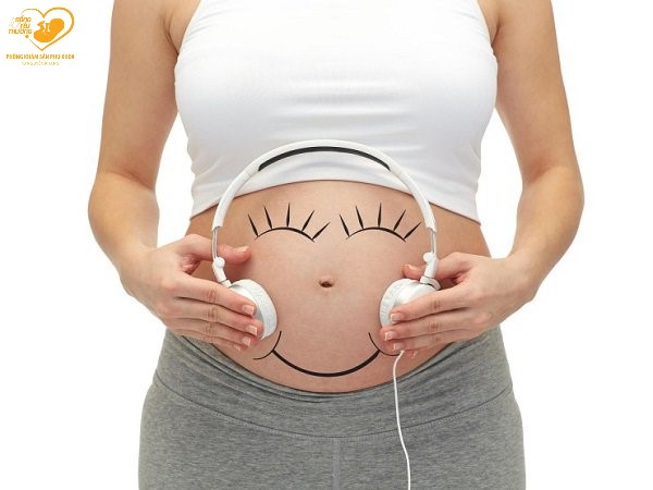 Mẹ bầu nghe nhạc trong thai kỳ như thế nào là đúng?